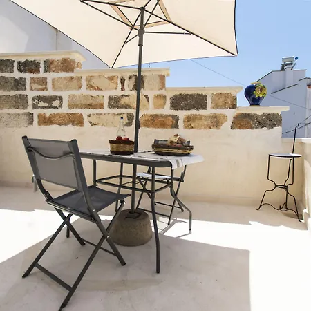 Alojamento de Acomodação e Pequeno-almoço Il Galletto Bb Patù